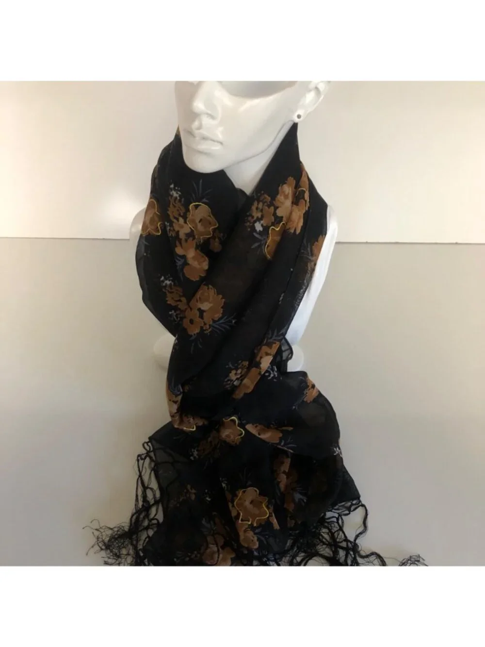 Ucho Bali Black Gold Metallic Floral Scarf Fringe Lightweight Sheer 19.5x63in